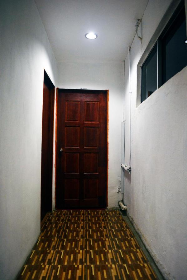 Warisan Family Inn センポルナ エクステリア 写真
